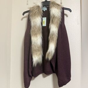 NWT Skies are Blue Waterfall Vest with Faux Fur Collar